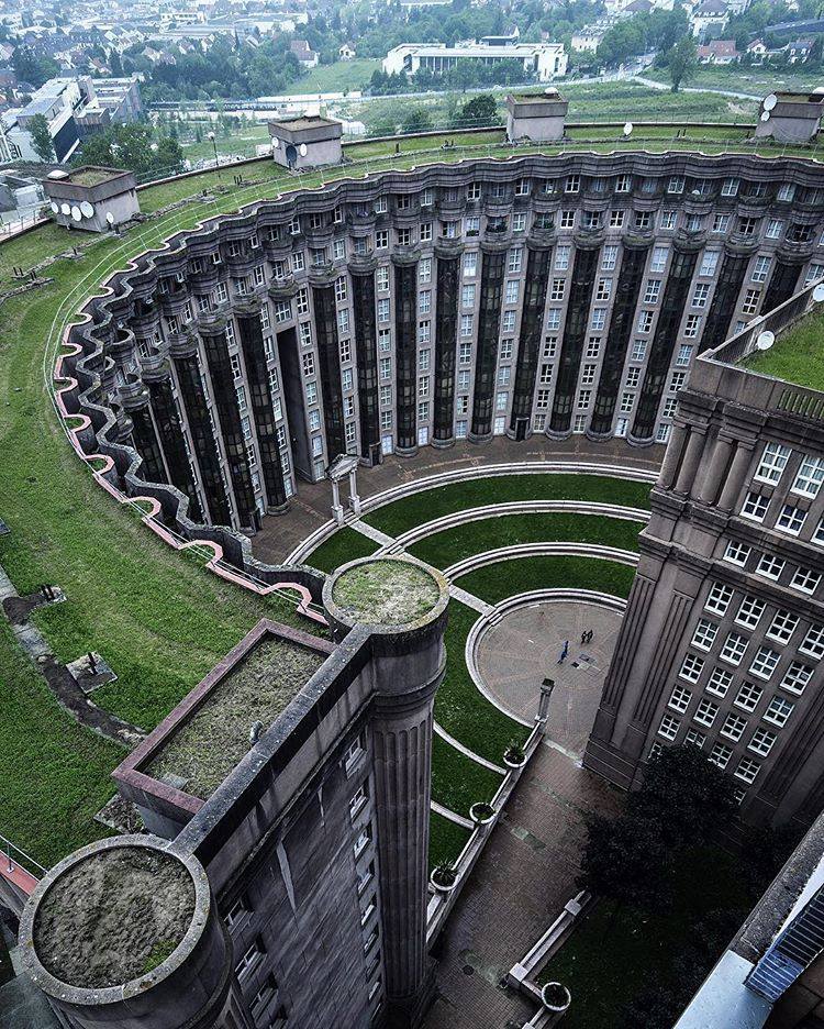 Photographie de la vue en surplomb des Espaces d'Abraxas